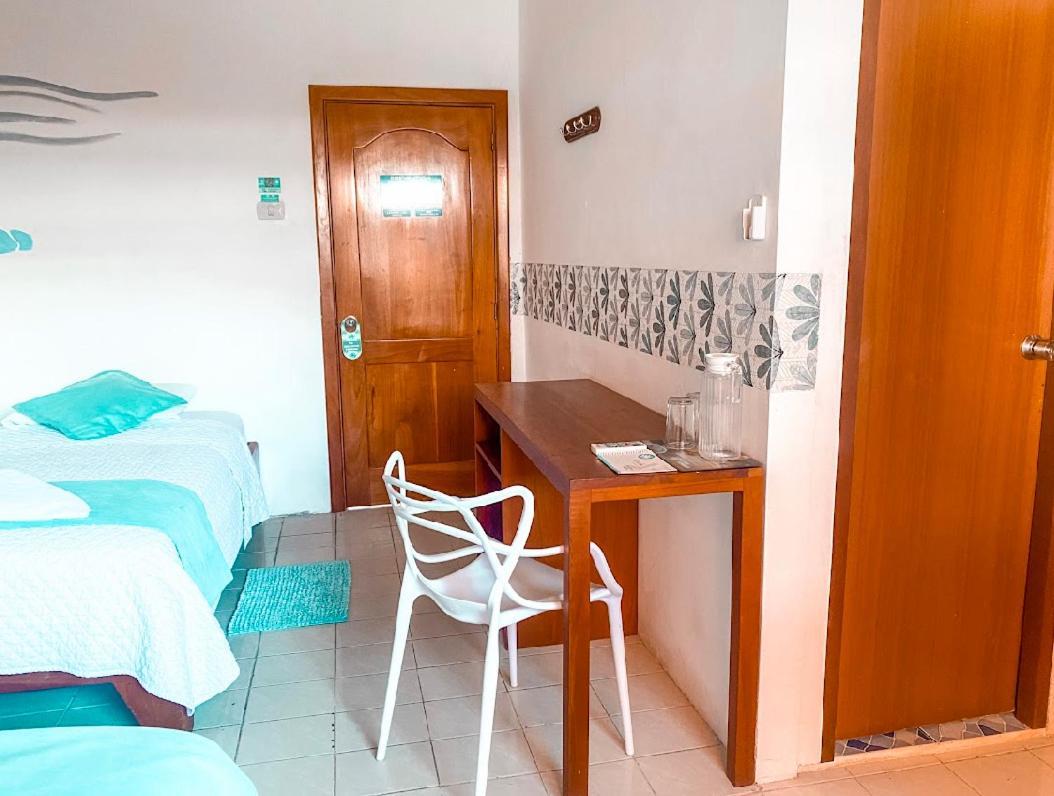 Hotel Coral Blanco With High Speed Internet Starlink And Galapagos Tour Operator Puerto Villamil Exteriér fotografie