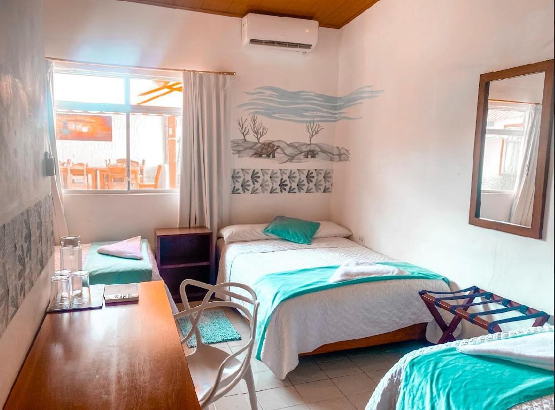 Hotel Coral Blanco With High Speed Internet Starlink And Galapagos Tour Operator Puerto Villamil Exteriér fotografie